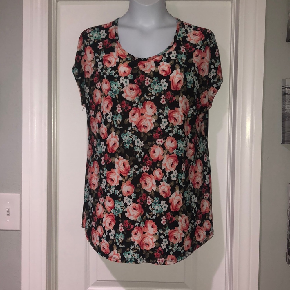 Women’s Floral Top